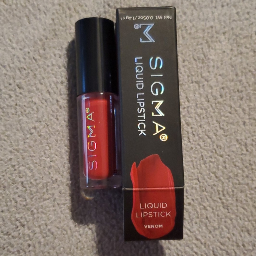 Sigma liquid lipstick venom